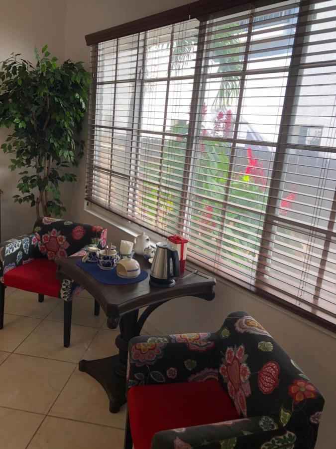 Private Room In The Heart Of Calle Ocho 마이애미 외부 사진